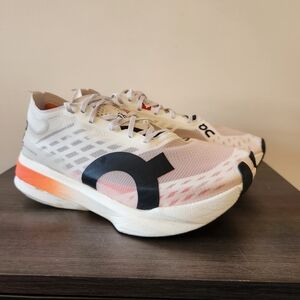 Womens On Cloudboom Strike Carbom Plated Running Race Shoes Size 7